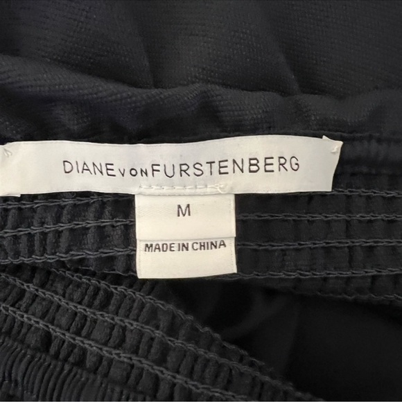 DIANE VON FURSTENBERG Georgie Mini Dress Off The Shoulder Shift Size Medium - Picture 8 of 12